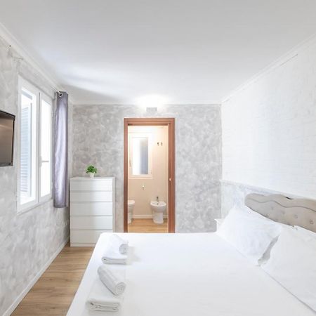 Home Holiday Rome - 2° Floor ภายนอก รูปภาพ