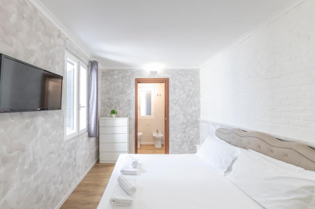 Home Holiday Rome - 2° Floor ภายนอก รูปภาพ