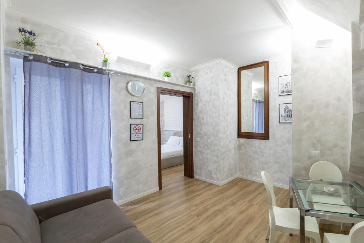 Home Holiday Rome - 2° Floor ภายนอก รูปภาพ