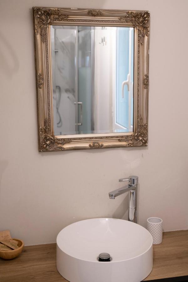 Home Holiday Rome - 2° Floor ภายนอก รูปภาพ